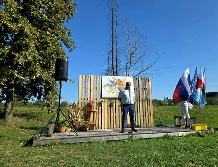 Otvoritev 4